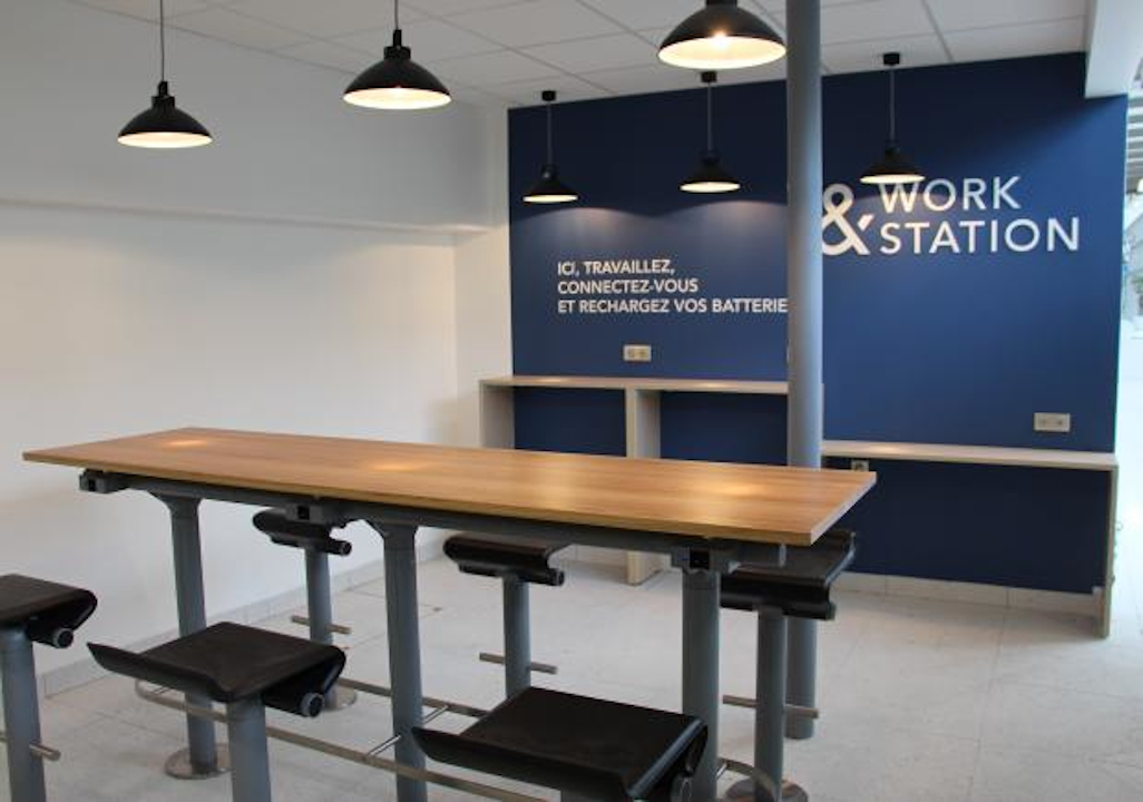 Espace dans la gare de Chelles-Gournay