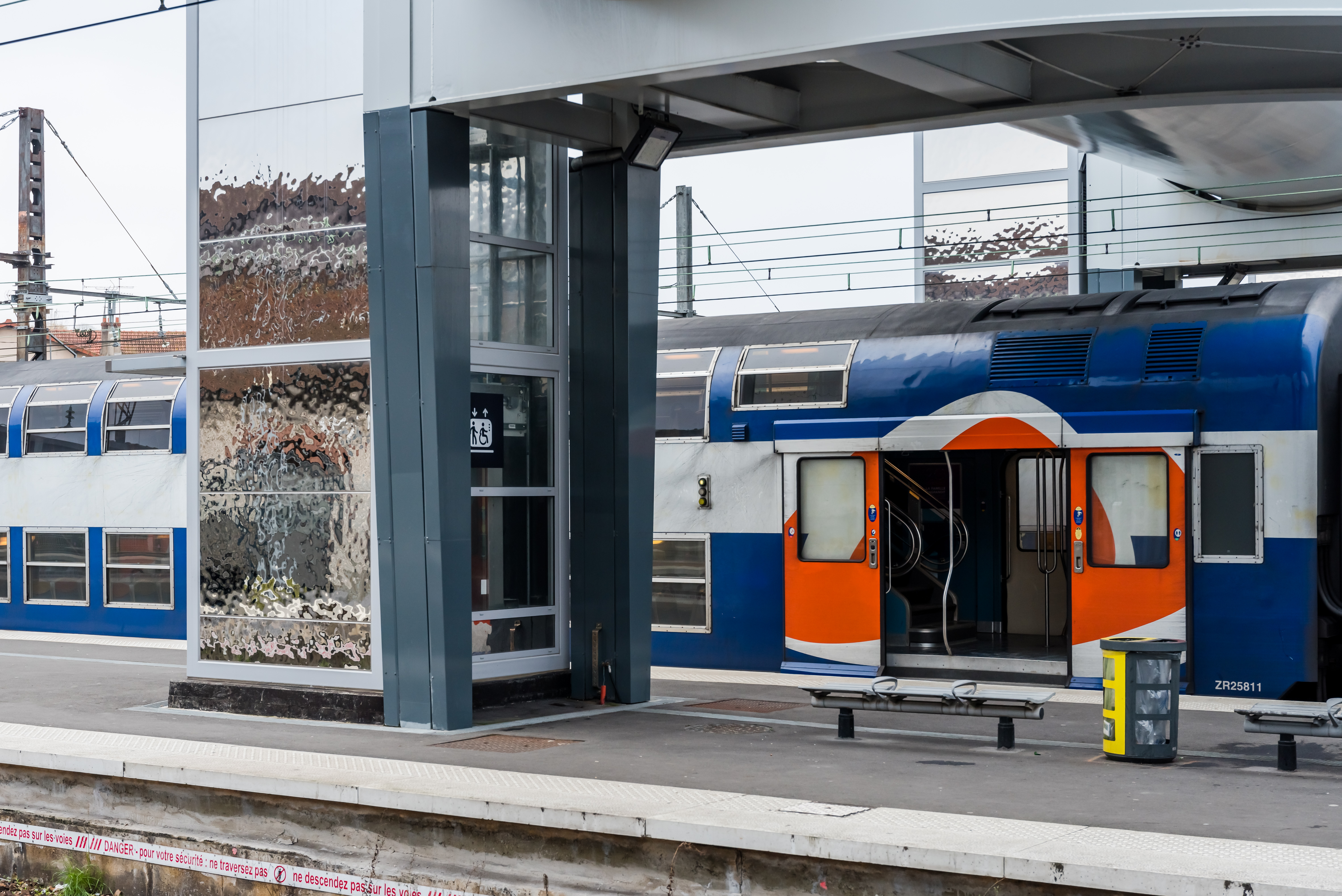 Accessibilité en gare de Corbeil Essonnes