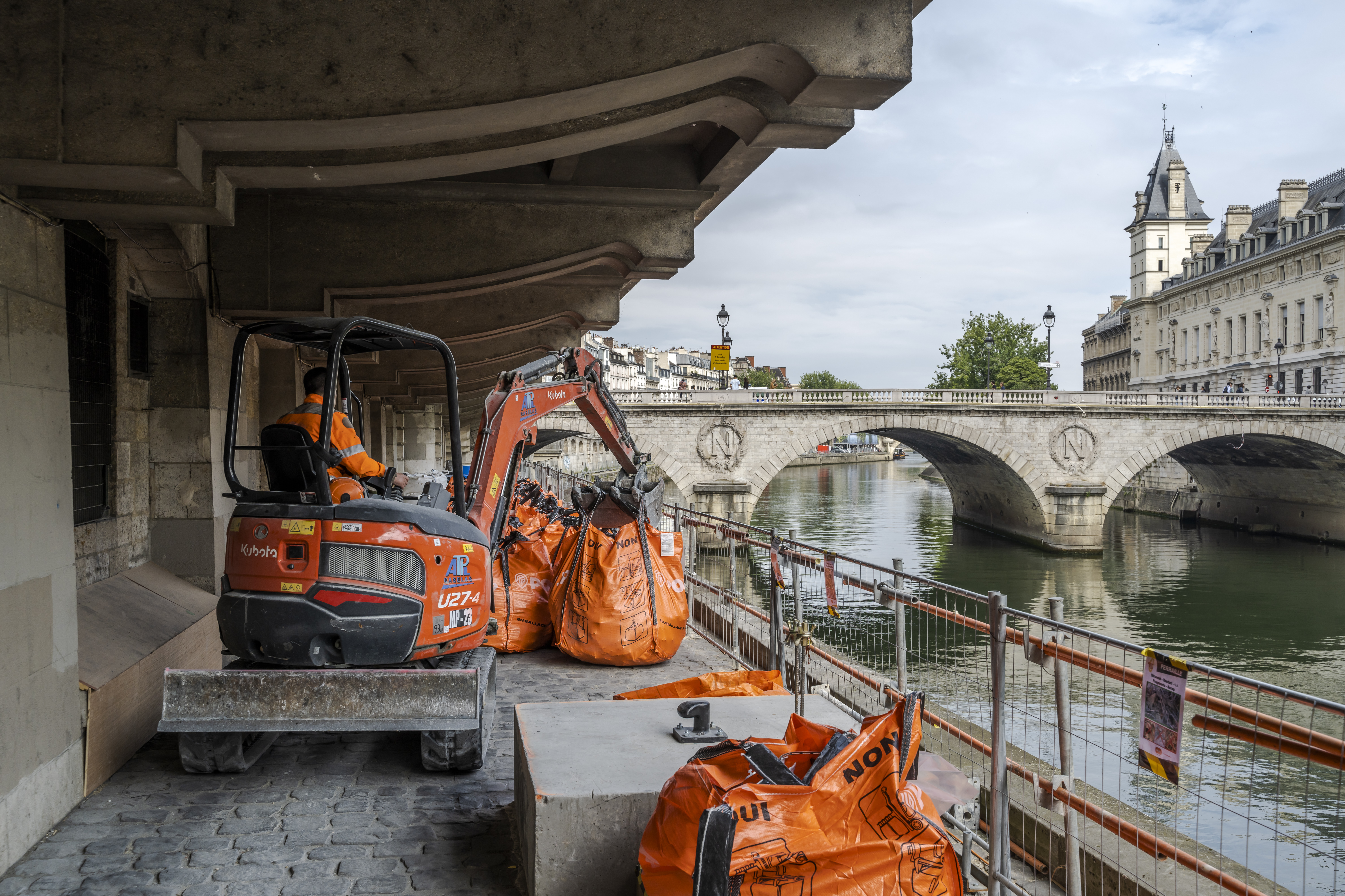 Travaux en gare de Saint-Michel Notre Dame