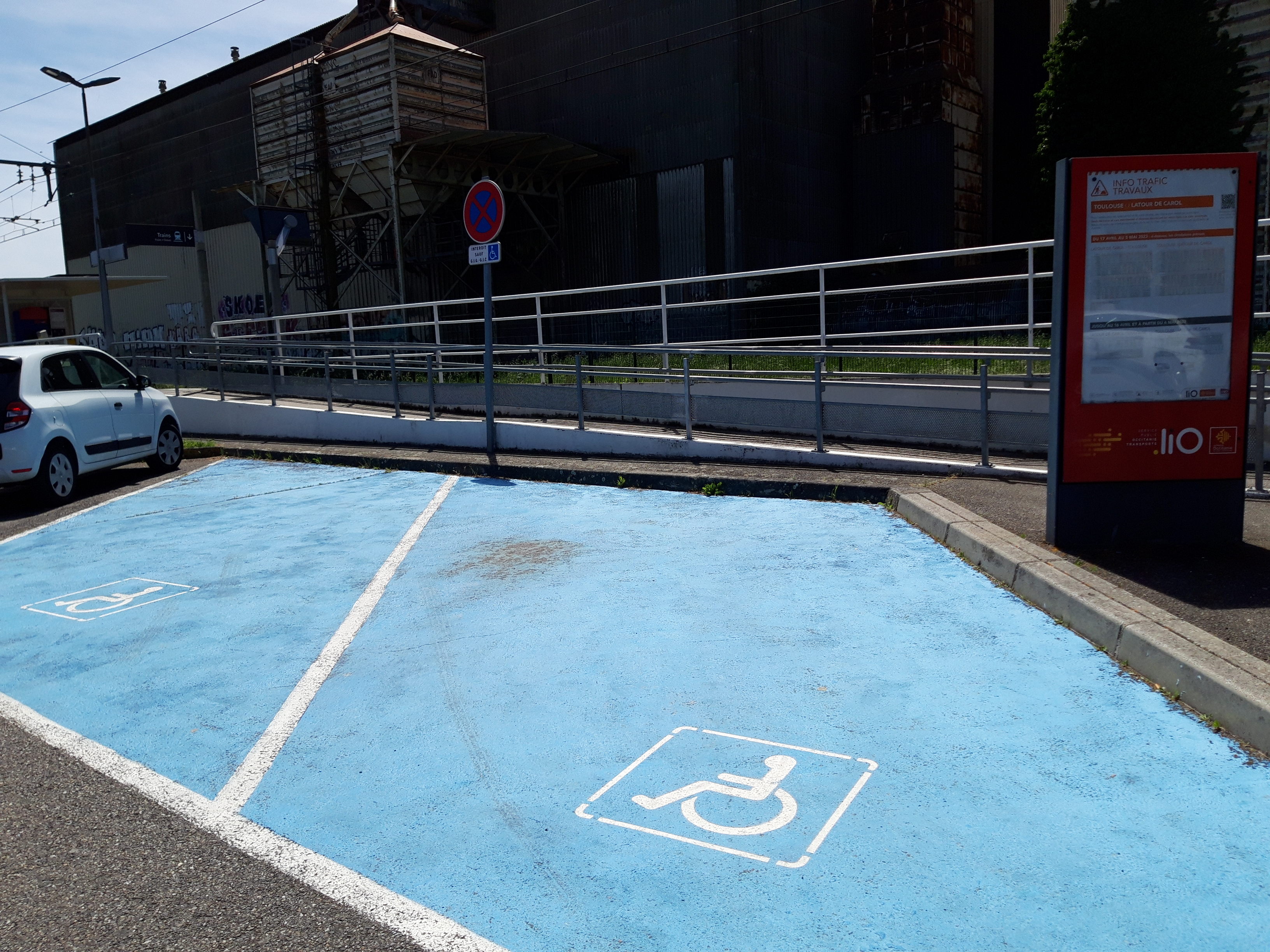 Le parking de Pin Justaret