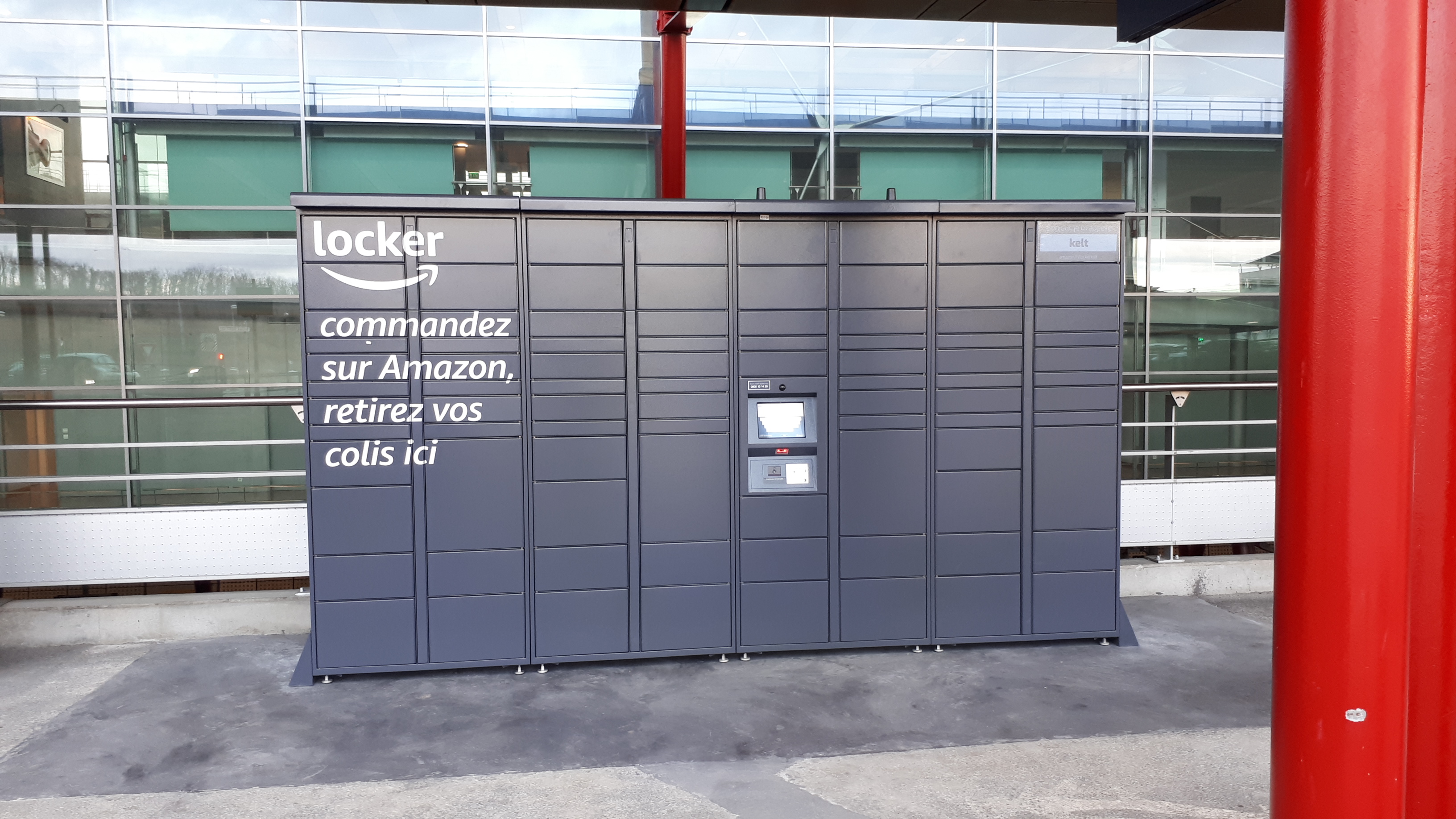 Amazon Locker Valence TGV