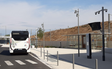 Vision de l'arrêt L126 en gare de Nîmes Pont-du-Gard