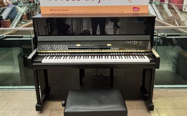 Piano Hall Central