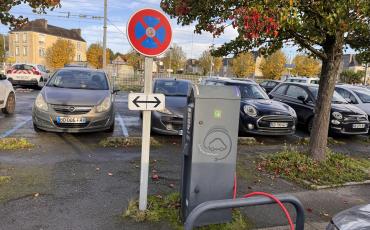 Borne de recharge électrique