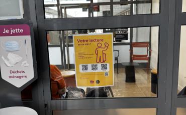 Distributeur d'histoires courtes