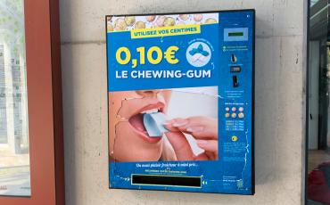 Ermont-Eaubonne / Distributeur de Chewing-gum