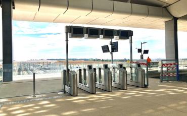 Porte d'Accueil Embarquement extérieure 