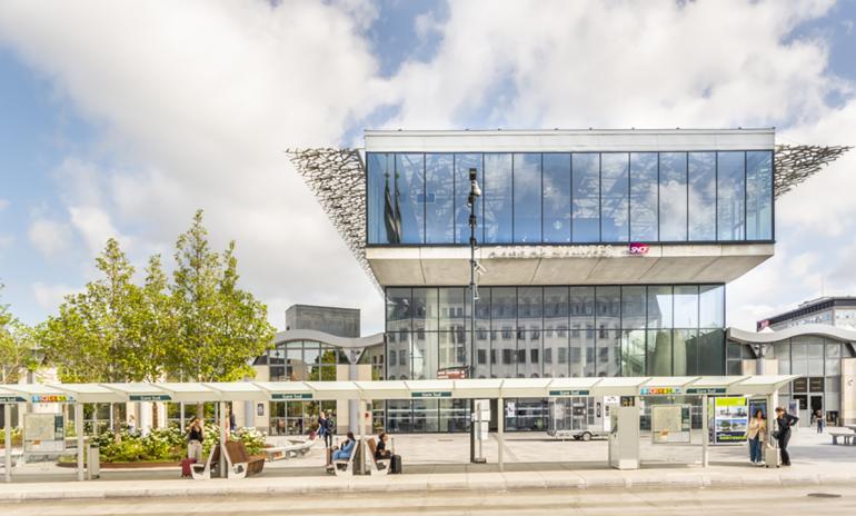 Devanture gare de Nantes