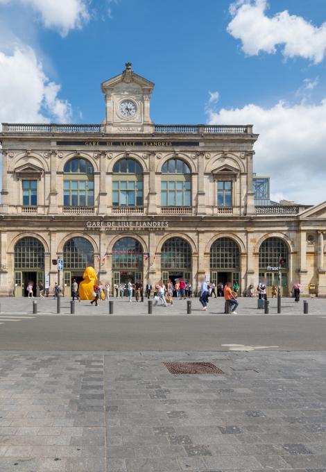 Parvis de la gare de Lille Flandres